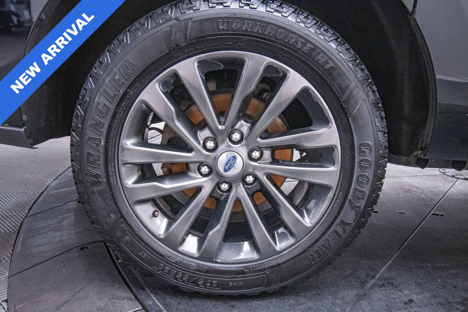 Used 2020 Ford Expedition Max Limited w/ Equipment Group 301A image 22