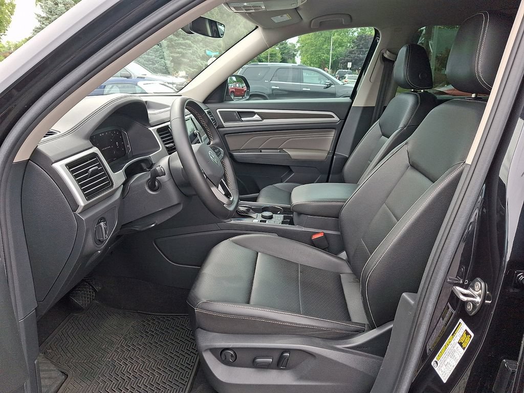 Used 2023 Volkswagen Atlas SE AWD/4WD image 17