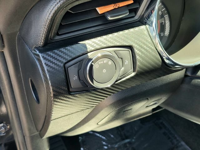 Used 2016 Ford Mustang Coupe RWD image 13