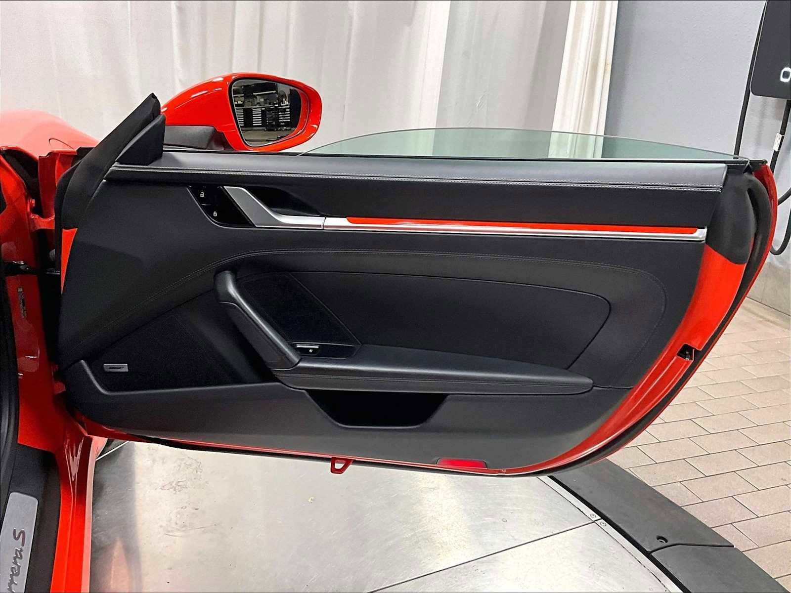 Used 2020 Porsche 911 Carrera S image 28