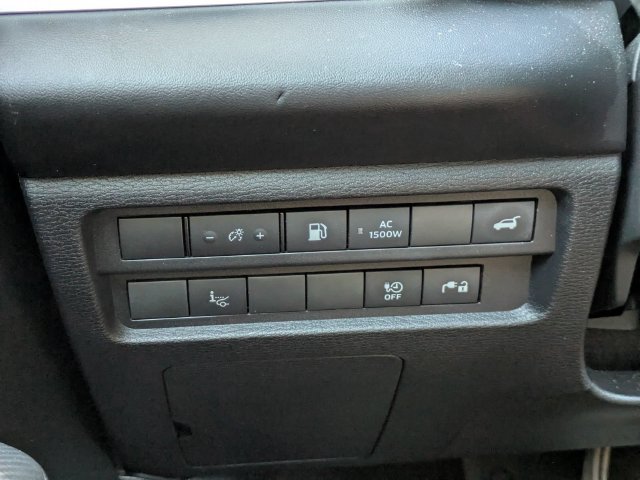 Used 2023 Mitsubishi Outlander SEL AWD/4WD image 27