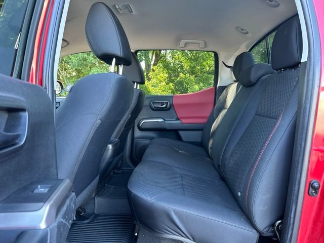 Certified 2022 Toyota Tacoma SR5 w/ Technology Package AWD/4WD image 28