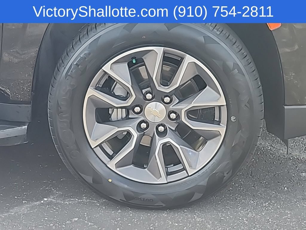 Used 2022 Chevrolet Suburban LT w/ LT Signature Plus Package AWD/4WD image 38