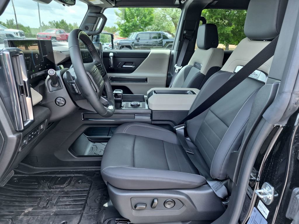 New 2026 GMC Hummer EV 4x4 Crew Cab w/ LPO, Dark Essentials Package image 19
