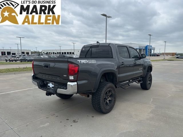 Used 2019 Toyota Tacoma TRD Off-Road image 5