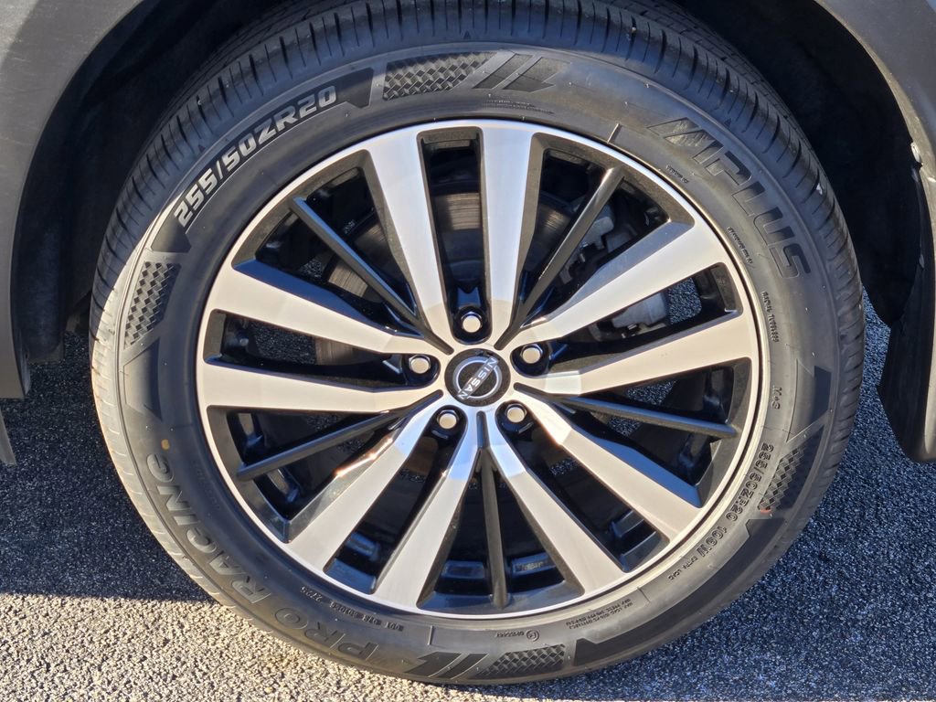 Used 2023 Nissan Pathfinder Platinum w/ Cargo Package image 8