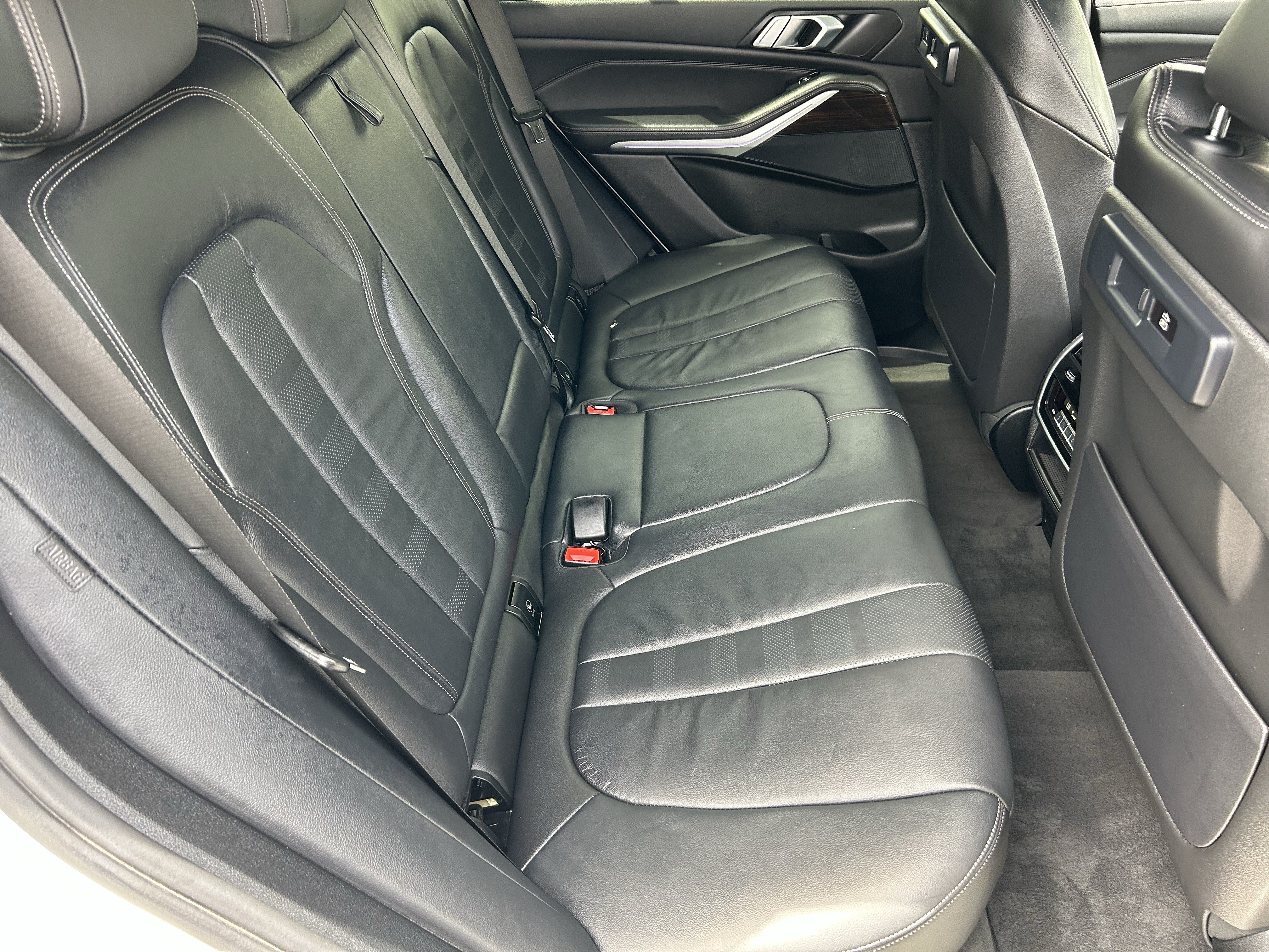 Used 2020 BMW X5 xDrive40i w/ Convenience Package AWD/4WD image 11