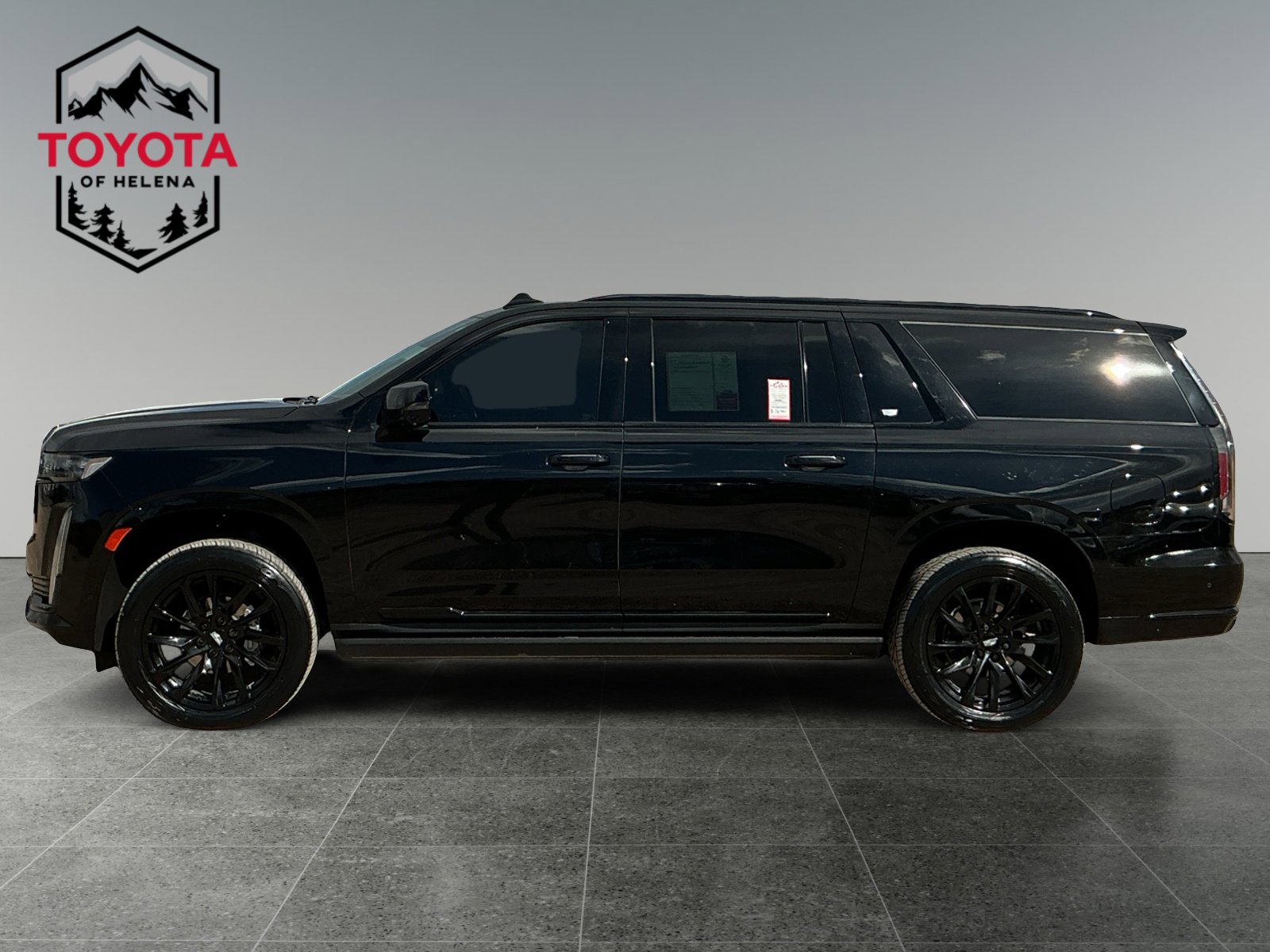 Used 2023 Cadillac Escalade ESV Sport Platinum w/ LPO, ONYX Package image 2