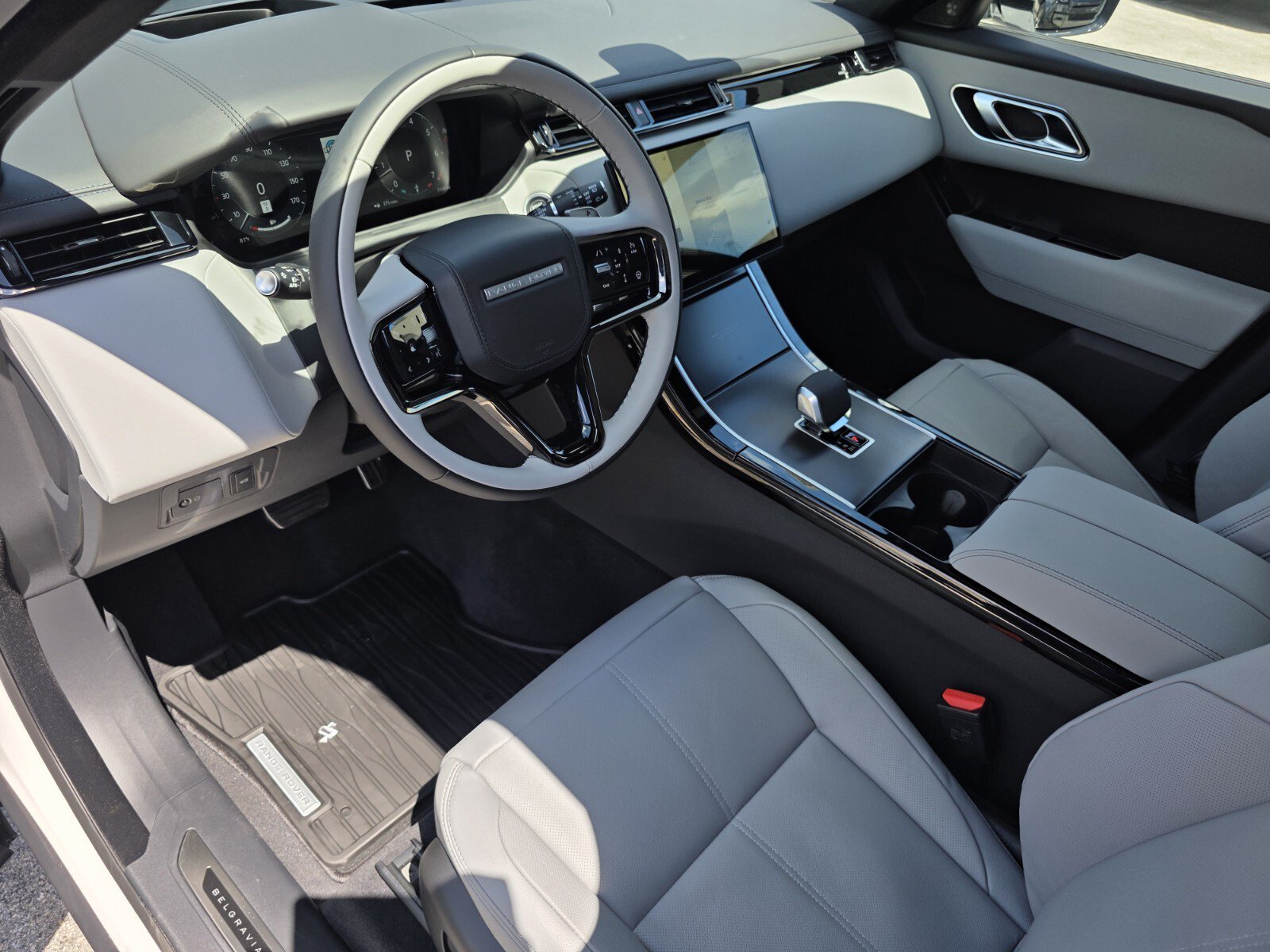 New 2026 Land Rover Range Rover Velar Belgravia AWD/4WD image 11