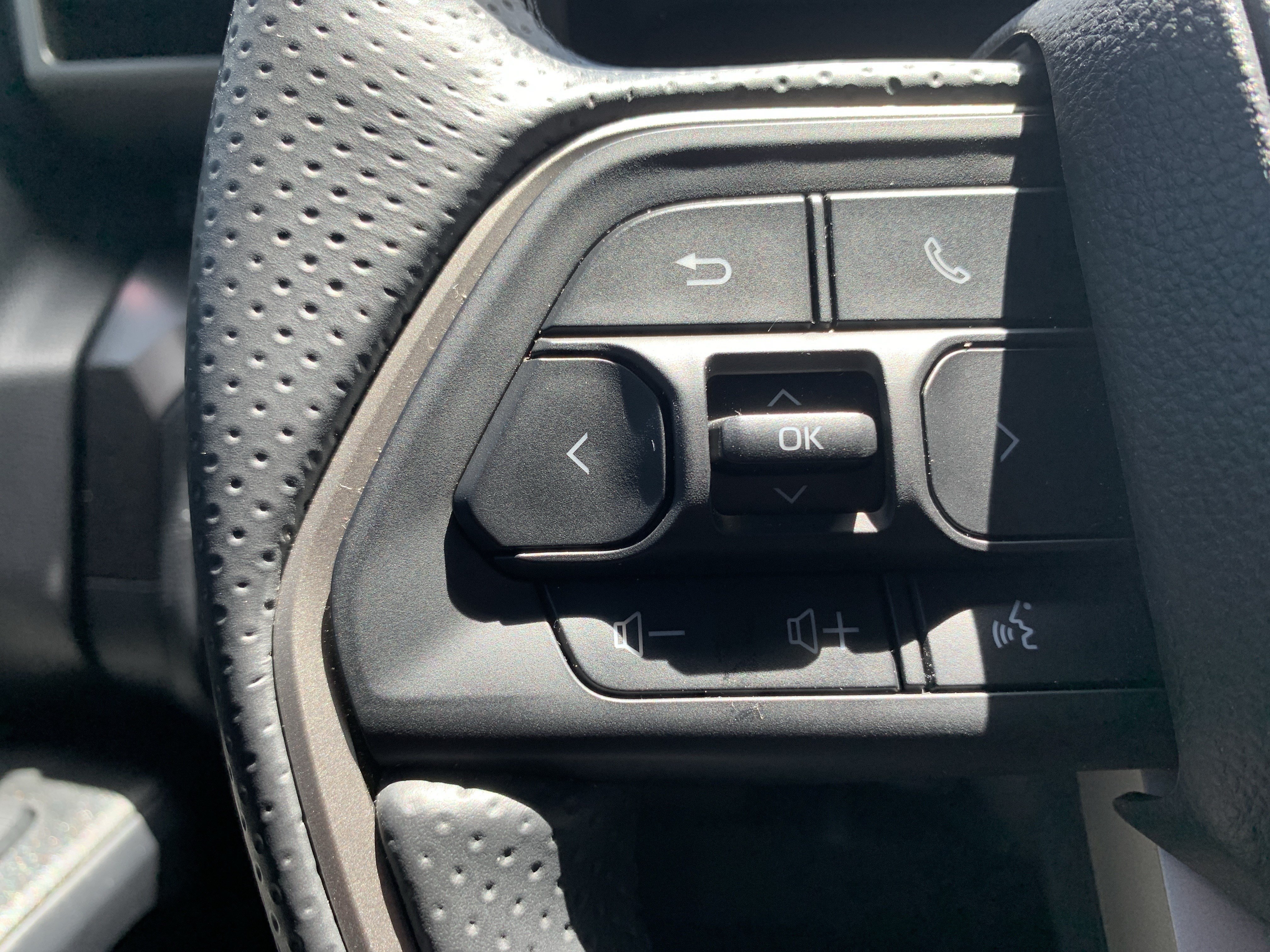 Used 2026 Toyota 4Runner SR5 AWD/4WD image 19