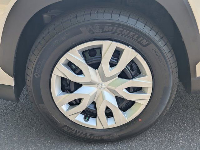 Used 2026 Toyota Corolla Cross L FWD image 11