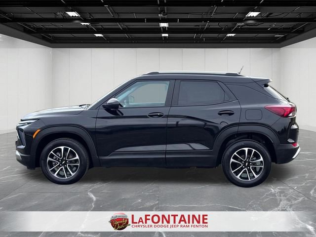Used 2025 Chevrolet TrailBlazer LT image 7