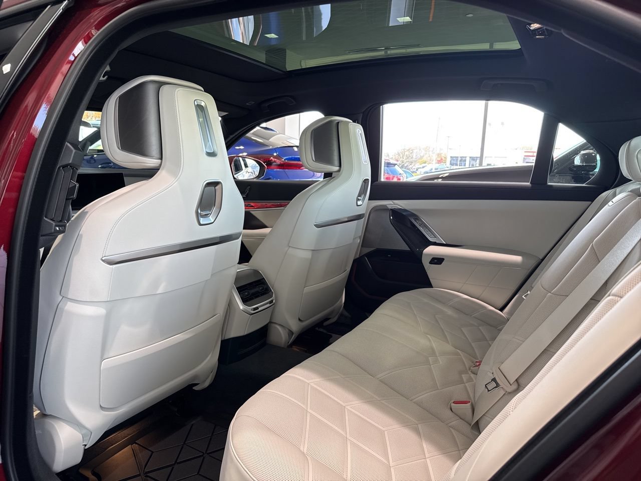 New 2026 BMW 740i xDrive w/ Executive Package AWD/4WD image 44