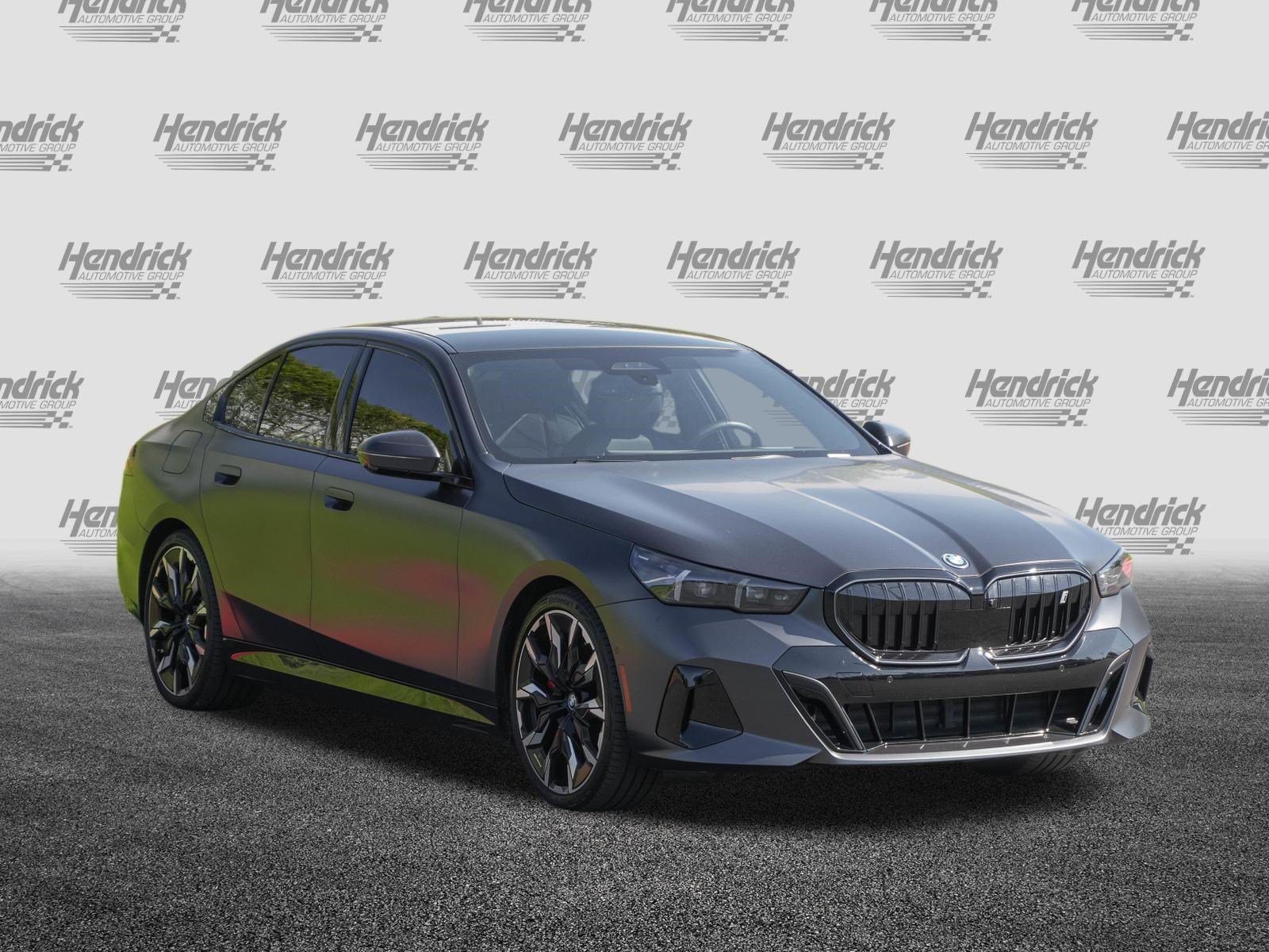 Certified 2024 BMW i5 eDrive40i w/ Executive Package RWD image 2