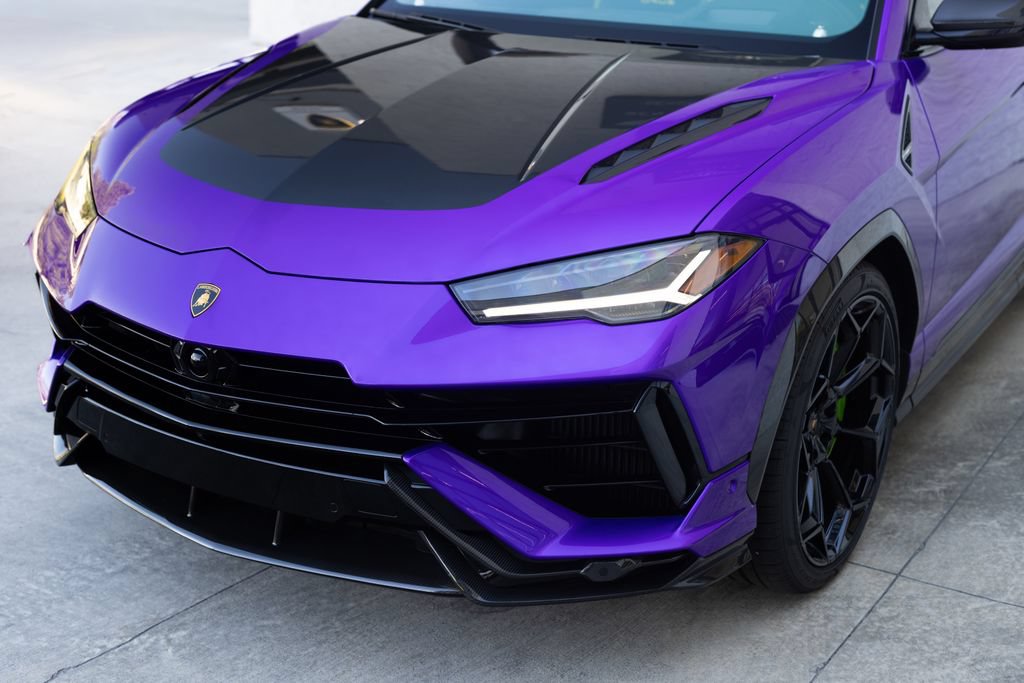 Used 2024 Lamborghini Urus Performante AWD/4WD image 3