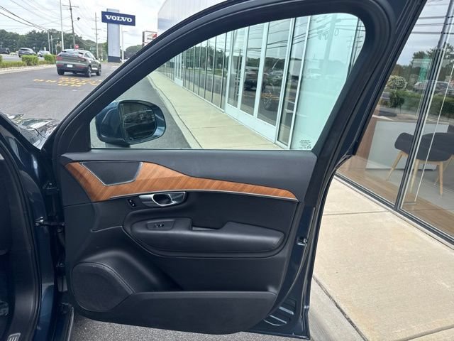 Certified 2023 Volvo XC90 B5 Plus w/ Protection Package Premier AWD/4WD image 14
