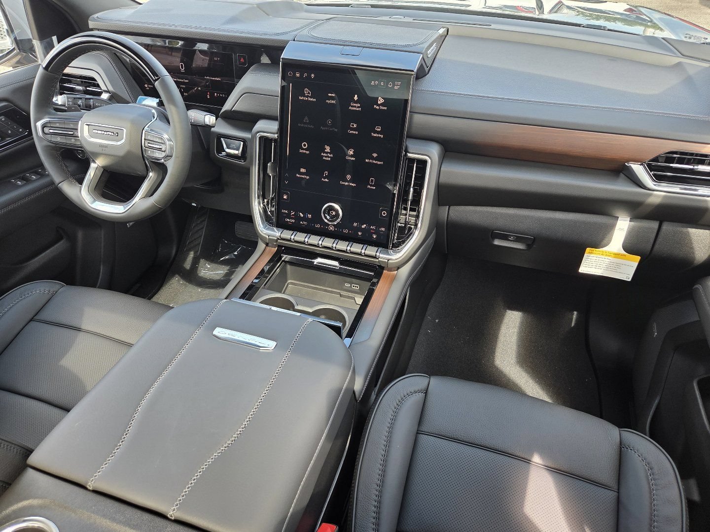New 2026 GMC Yukon Denali w/ Denali Reserve Package AWD/4WD image 28