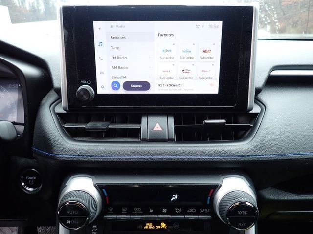 Used 2024 Toyota RAV4 SE image 14