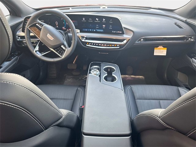 New 2025 Cadillac Lyriq Luxury image 10