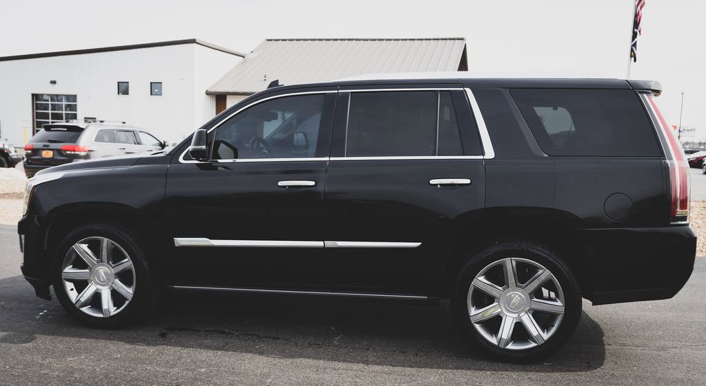 Used 2015 Cadillac Escalade Premium AWD/4WD image 23