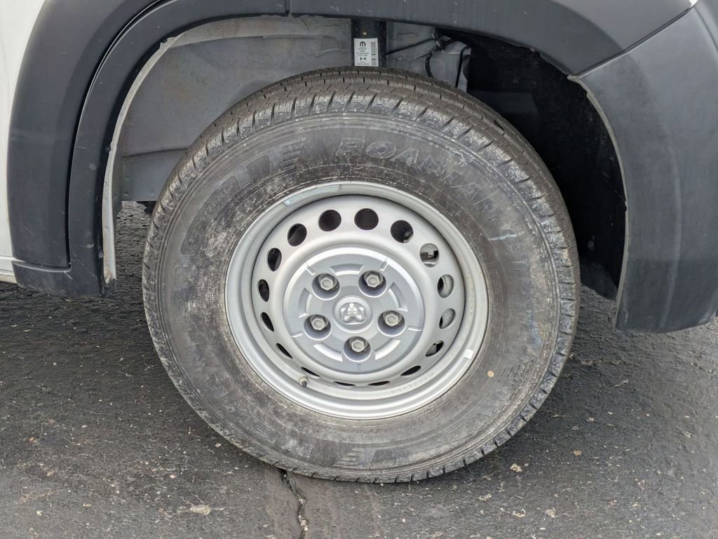 Used 2024 RAM ProMaster 2500 FWD image 13