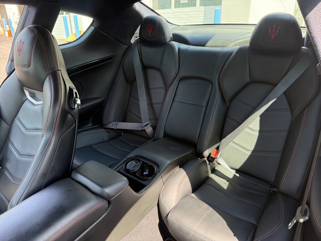 Used 2018 Maserati GranTurismo MC RWD image 27