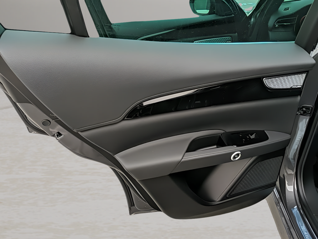 New 2023 Maserati Grecale GT AWD/4WD image 27