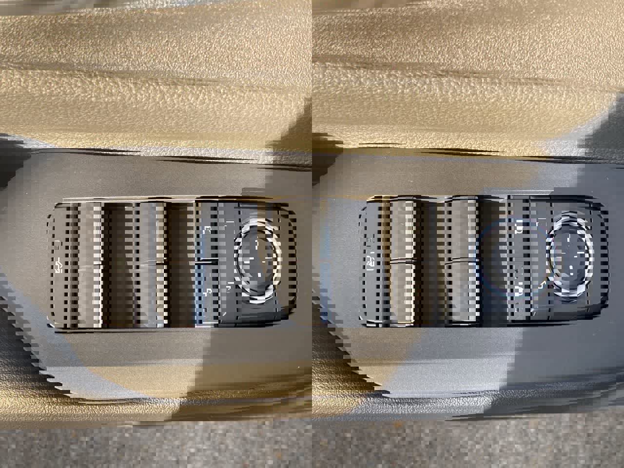 New 2026 Toyota Prius AWD image 13