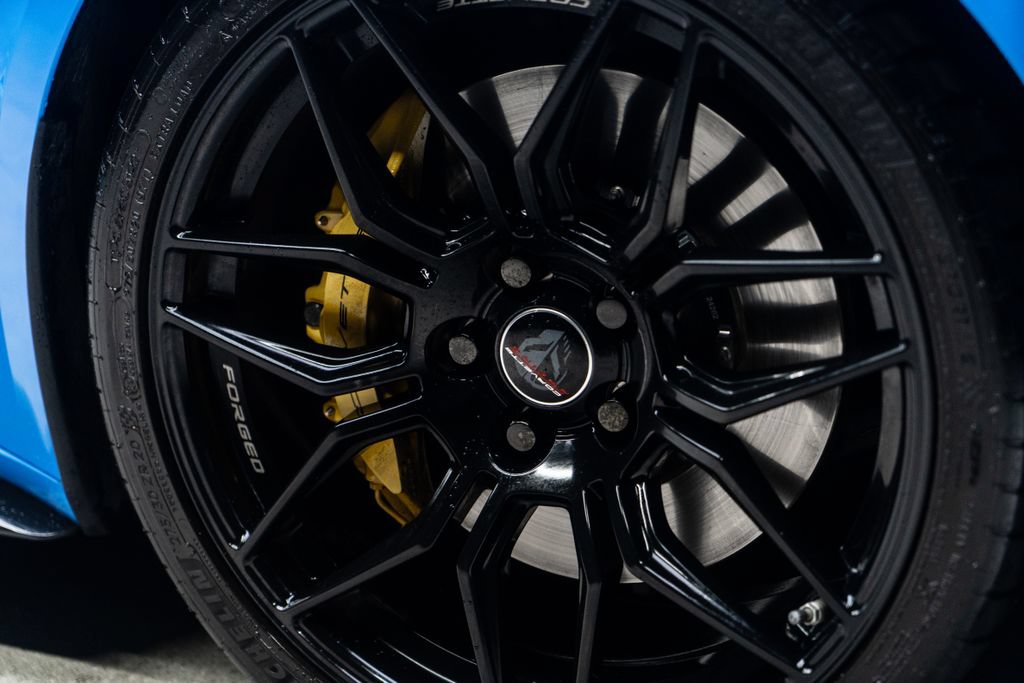Used 2025 Chevrolet Corvette Z06 RWD image 10