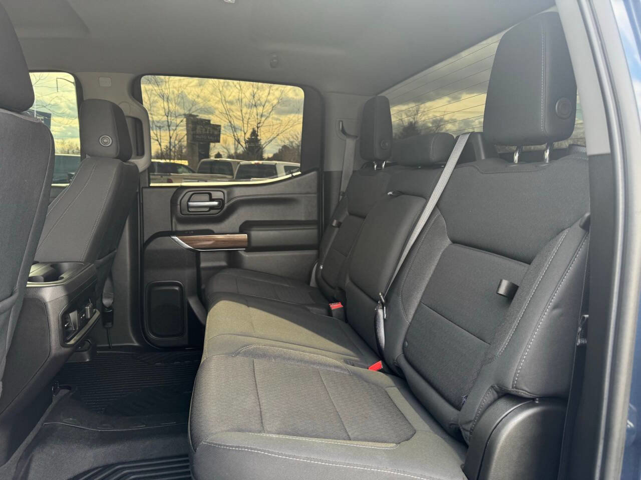 Used 2021 Chevrolet Silverado 1500 LT Trail Boss w/ LPO, Dark Essentials Package image 26