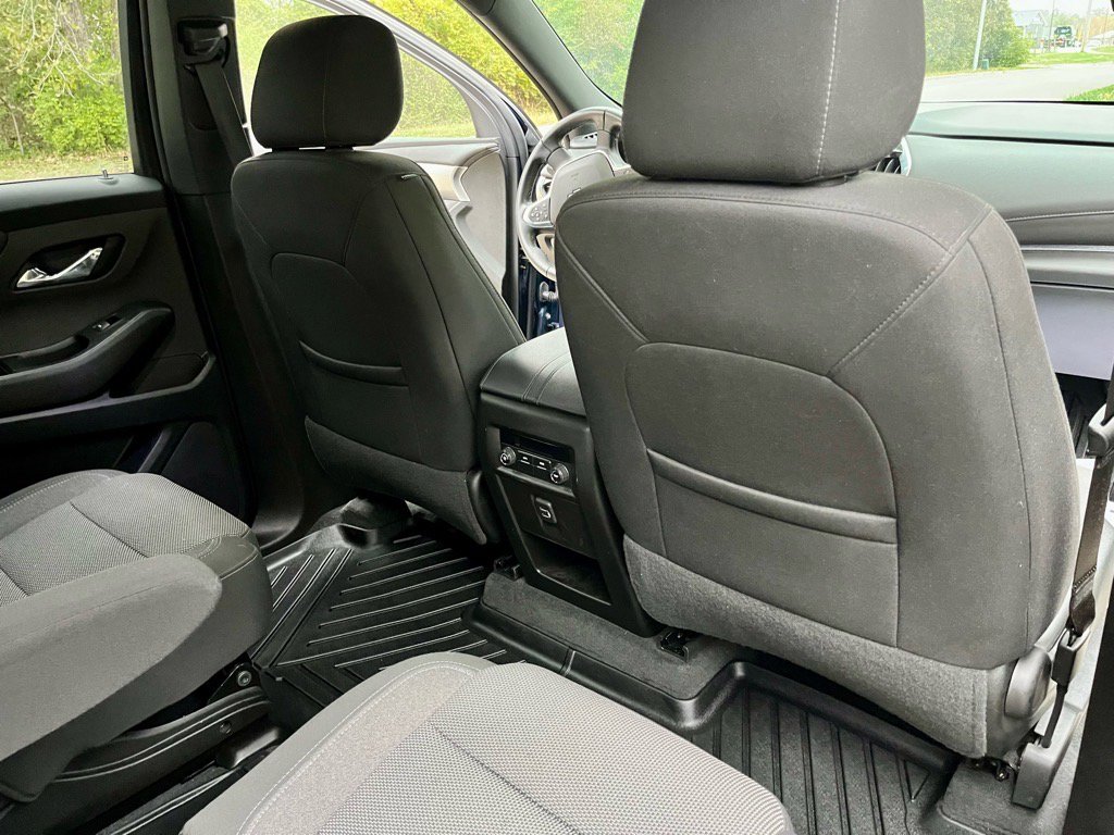 Used 2023 Chevrolet Traverse LT image 18