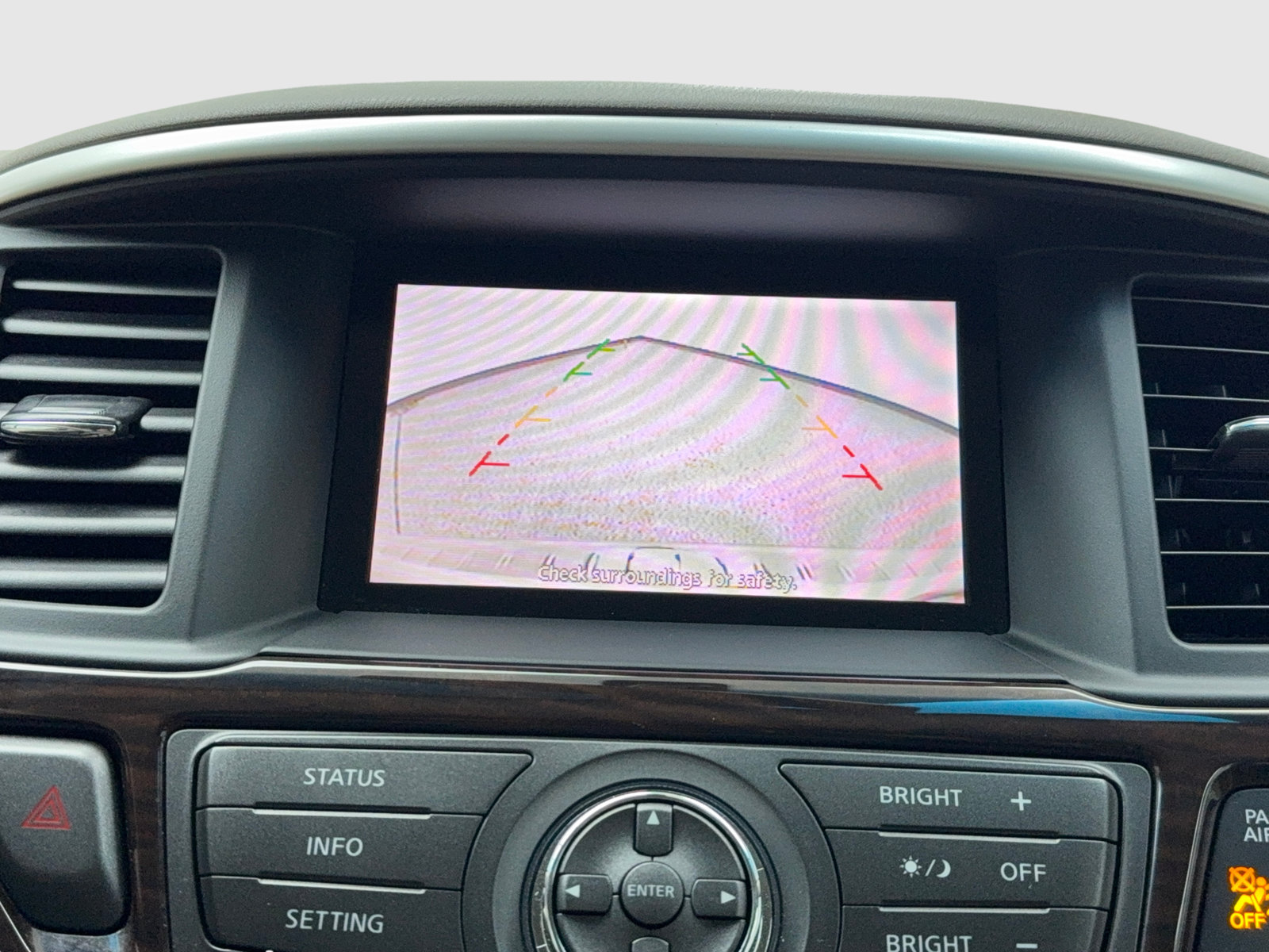 Used 2014 Nissan Pathfinder SL w/ SL Premium Package FWD image 28