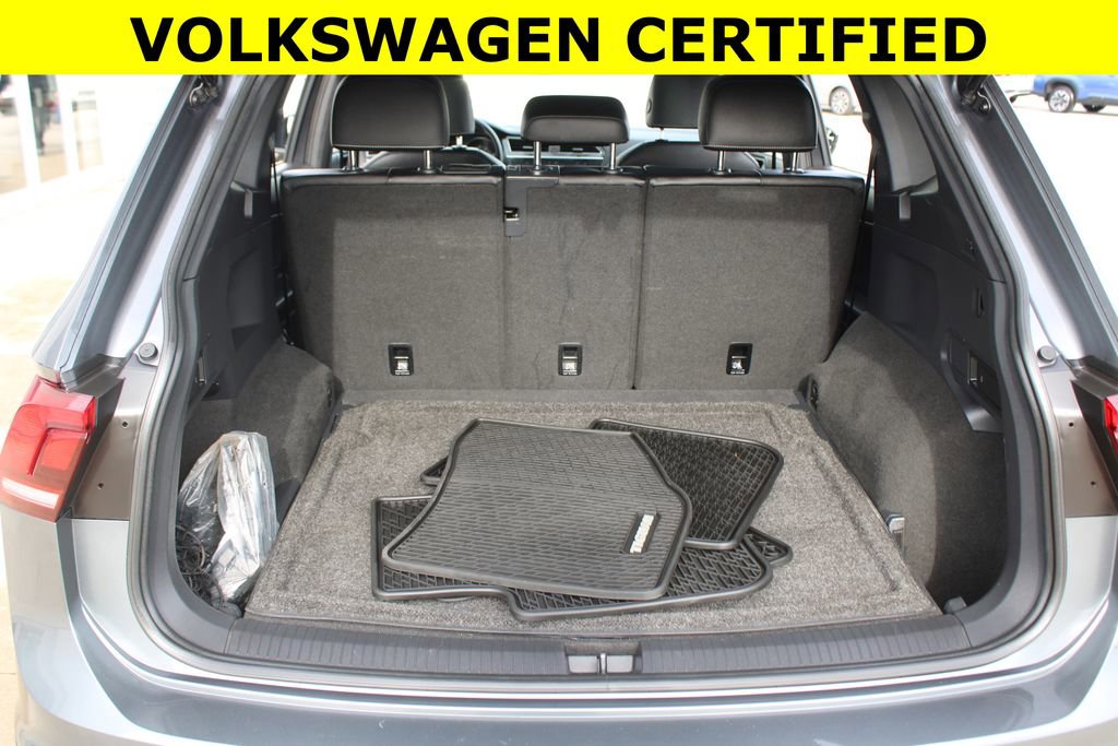 Certified 2021 Volkswagen Tiguan SE R-Line AWD/4WD image 28