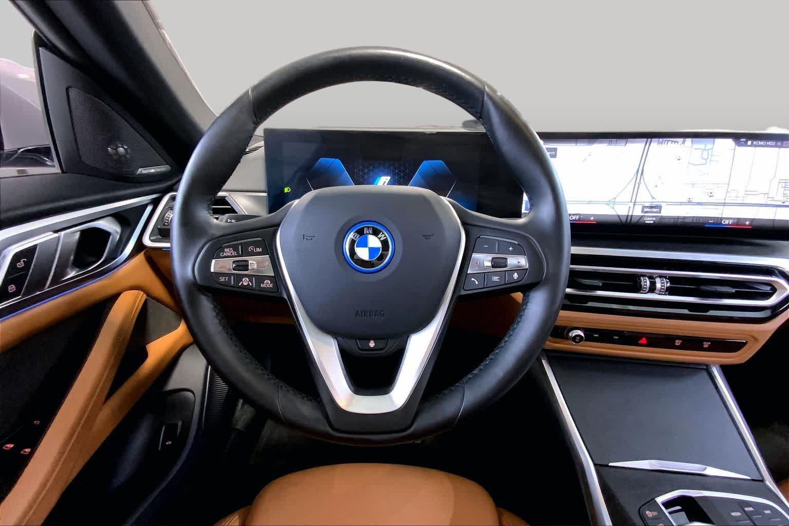Used 2023 BMW i4 eDrive40 RWD image 5