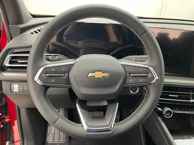 New 2026 Chevrolet Traverse LT w/ Sun and Wheel Package AWD/4WD image 12