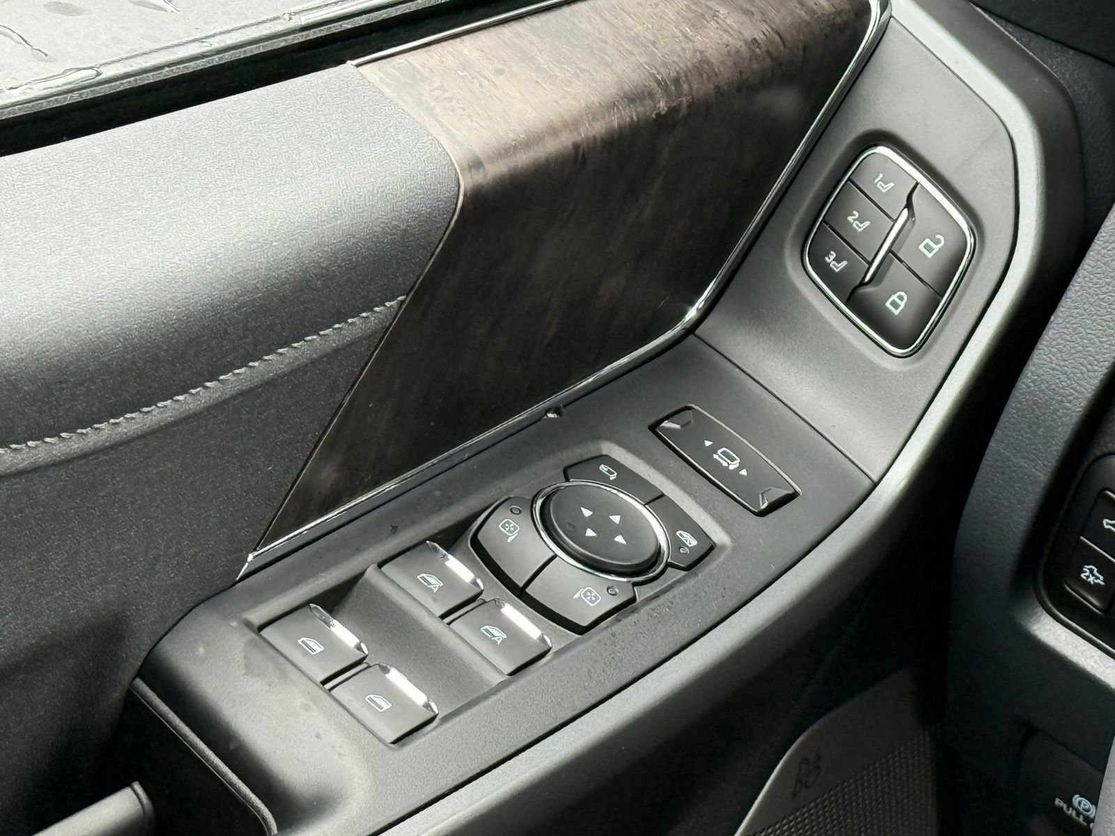 New 2026 Ford F250 4x4 Crew Cab Super Duty image 36