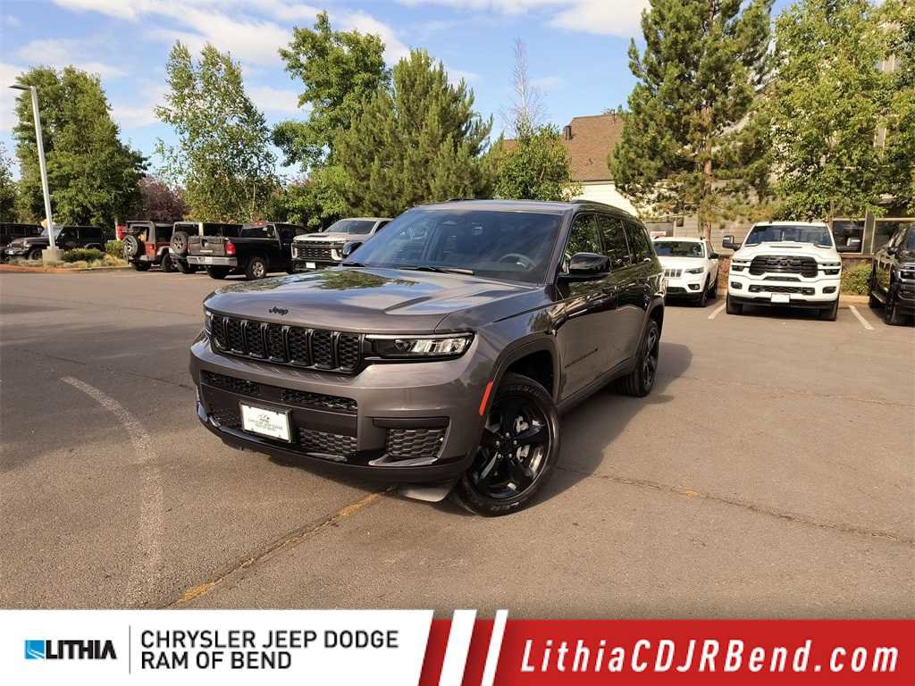 New 2025 Jeep Grand Cherokee L Laredo