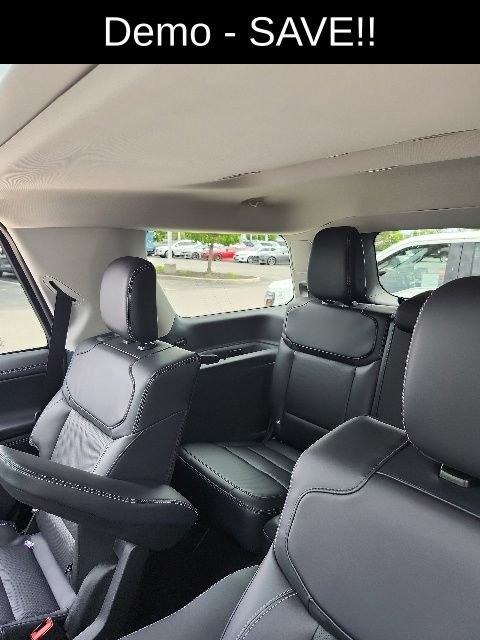 New 2026 Ford Expedition Platinum w/ Driver's Package AWD/4WD image 35