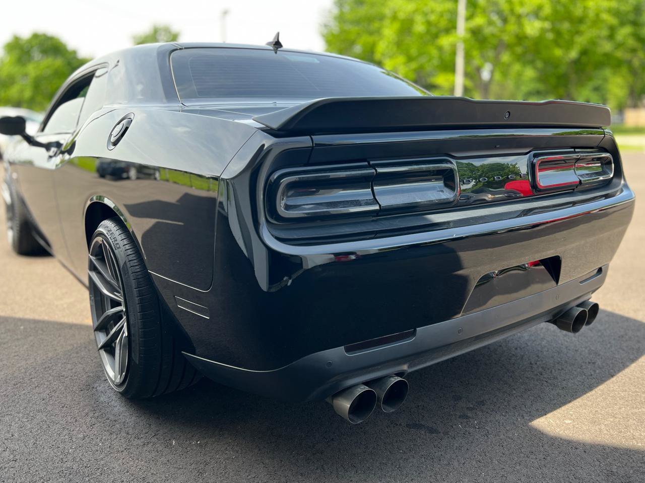 Used 2020 Dodge Challenger R/T w/ Blacktop Package RWD image 13