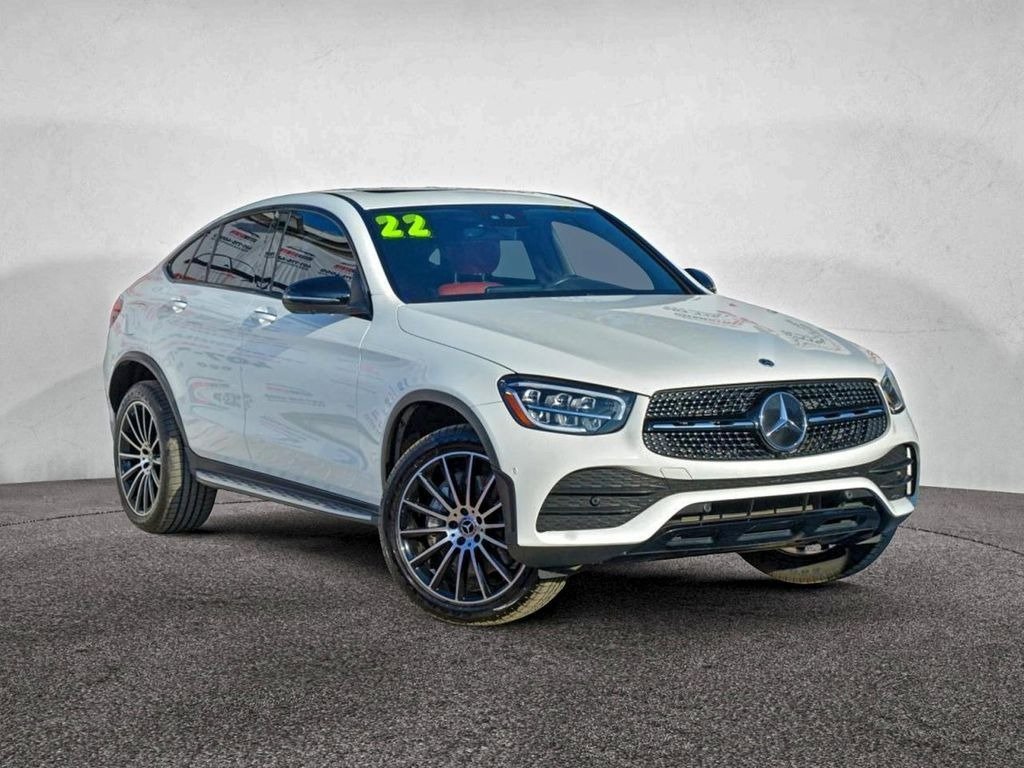 Used 2022 Mercedes-Benz GLC 300 4MATIC Coupe image 11