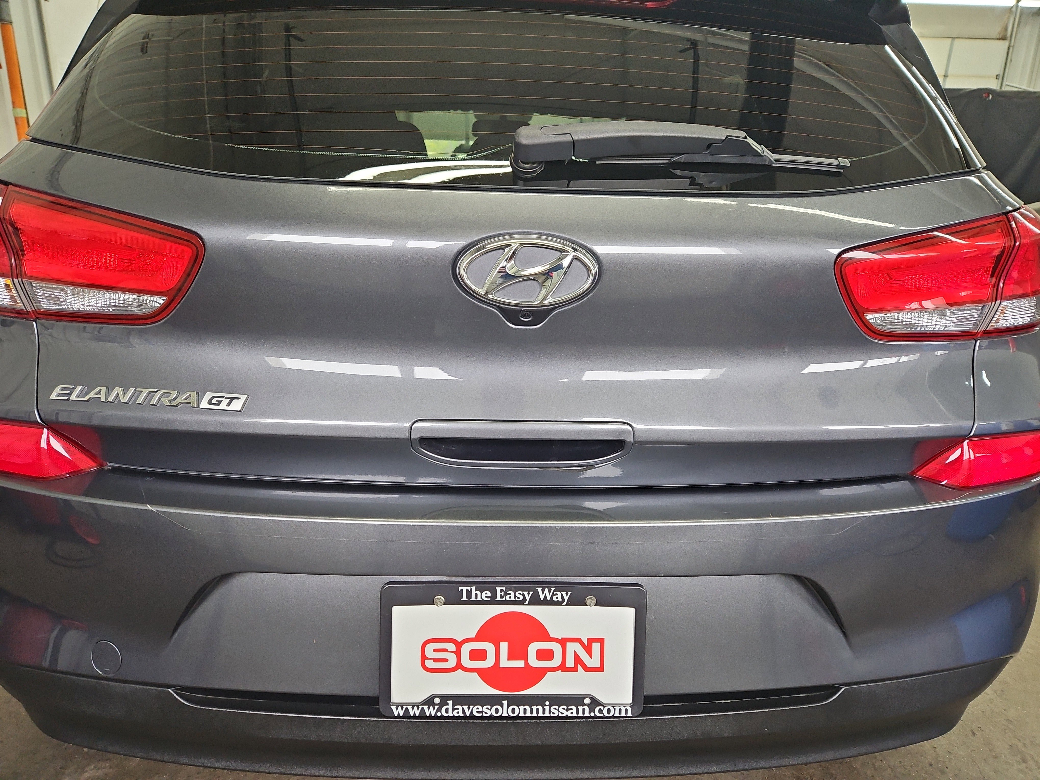 Used 2019 Hyundai Elantra GT image 29