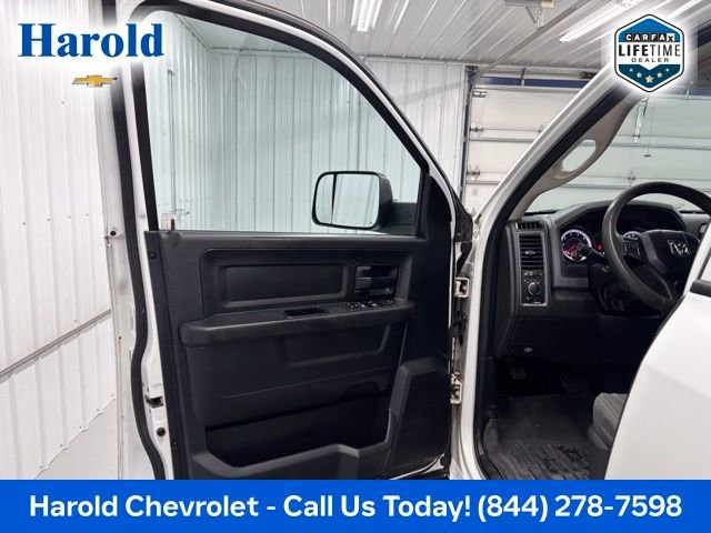 Used 2013 RAM 2500 Tradesman w/ Chrome Appearance Group AWD/4WD image 14