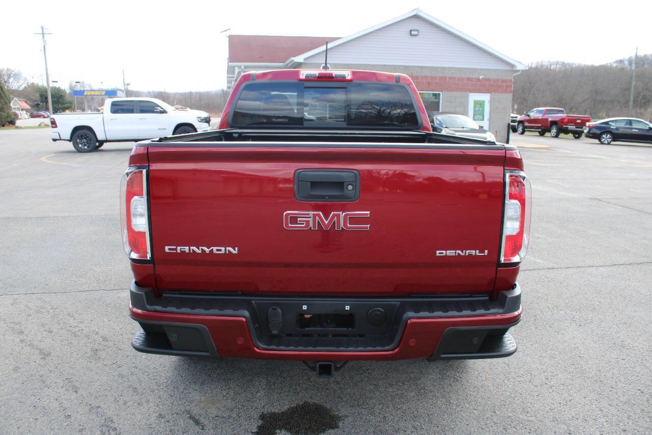 Used 2019 GMC Canyon Denali image 4