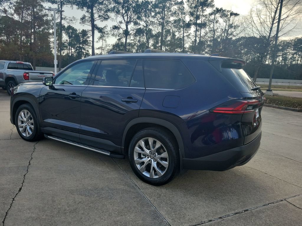 Used 2025 Toyota Grand Highlander Limited image 3