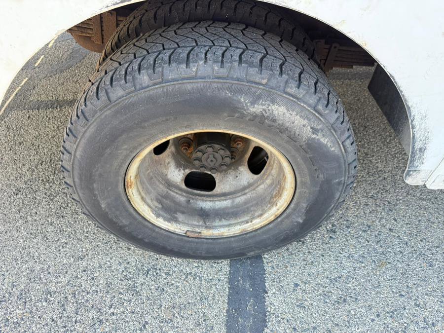 Used 2009 GMC Savana 3500 image 19