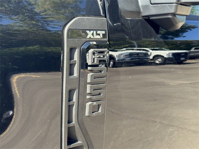 New 2026 Ford F250 XLT w/ XLT Premium Package image 8