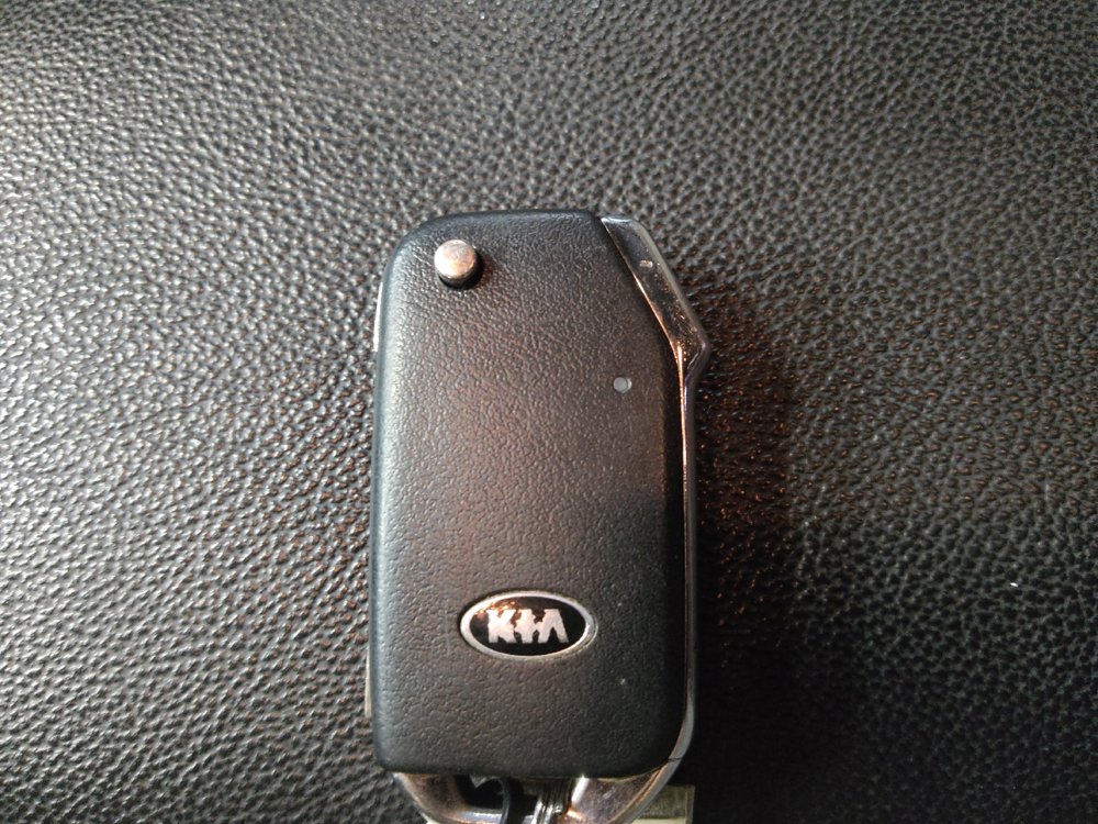 Used 2020 Kia Forte LXS FWD image 32