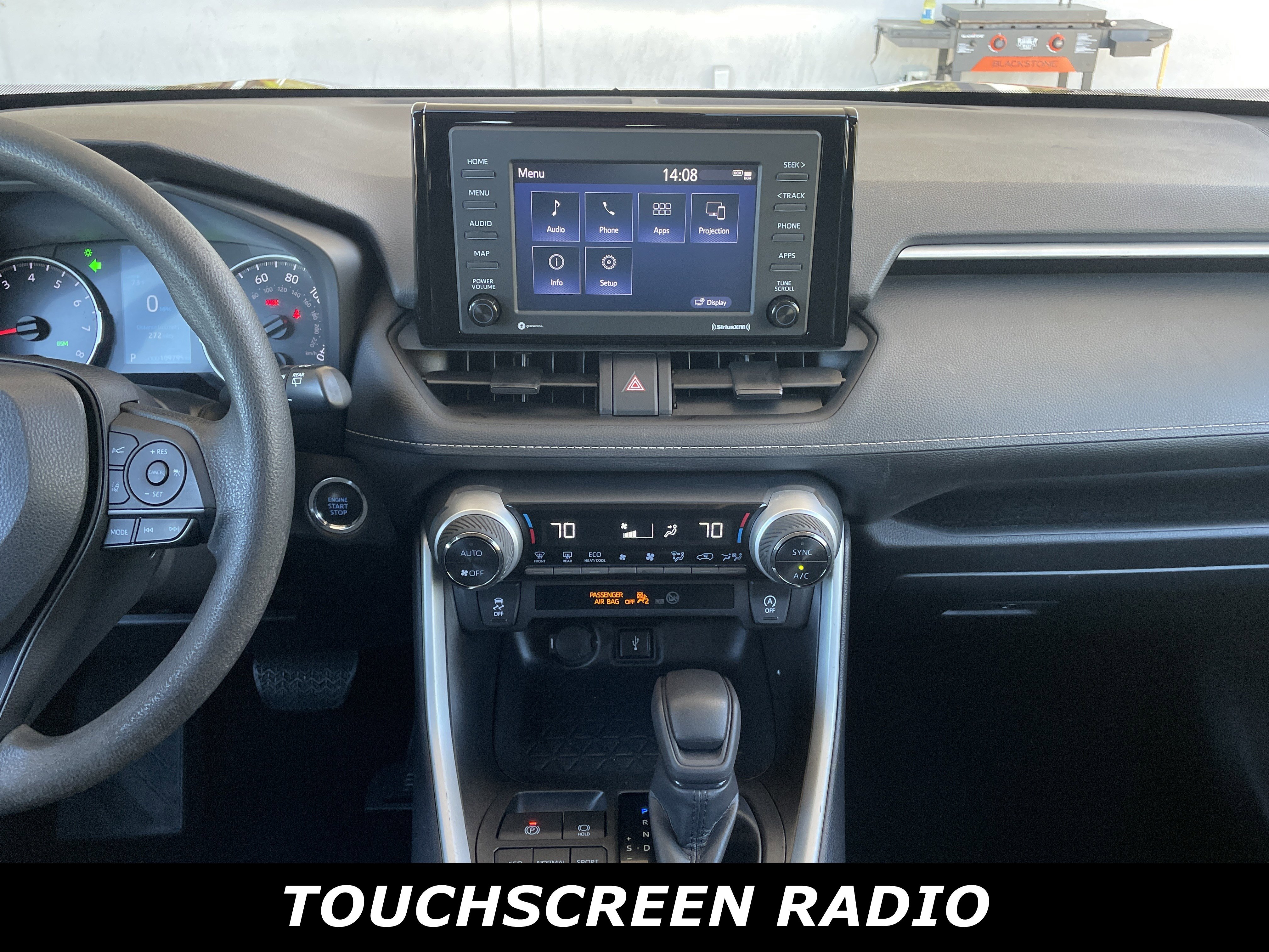 Used 2022 Toyota RAV4 XLE w/ Convenience Package image 9