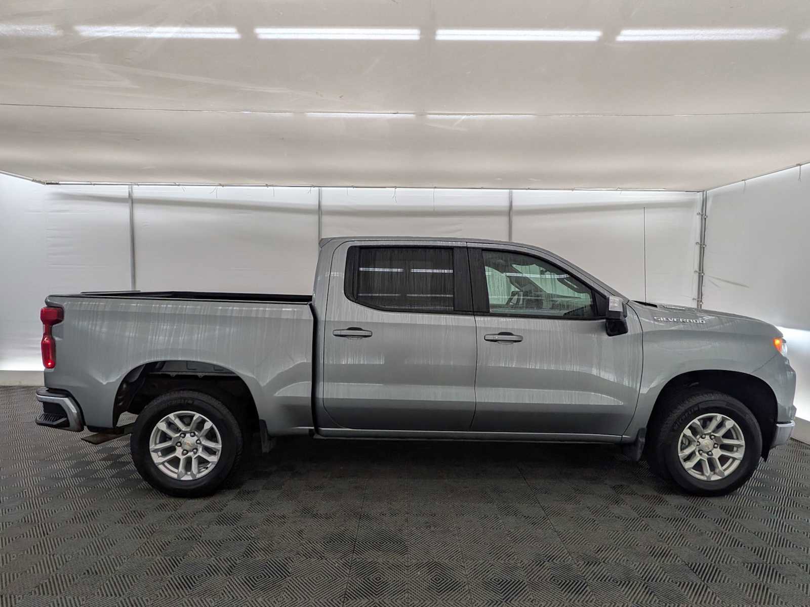 New 2025 Chevrolet Silverado 1500 LT image 7