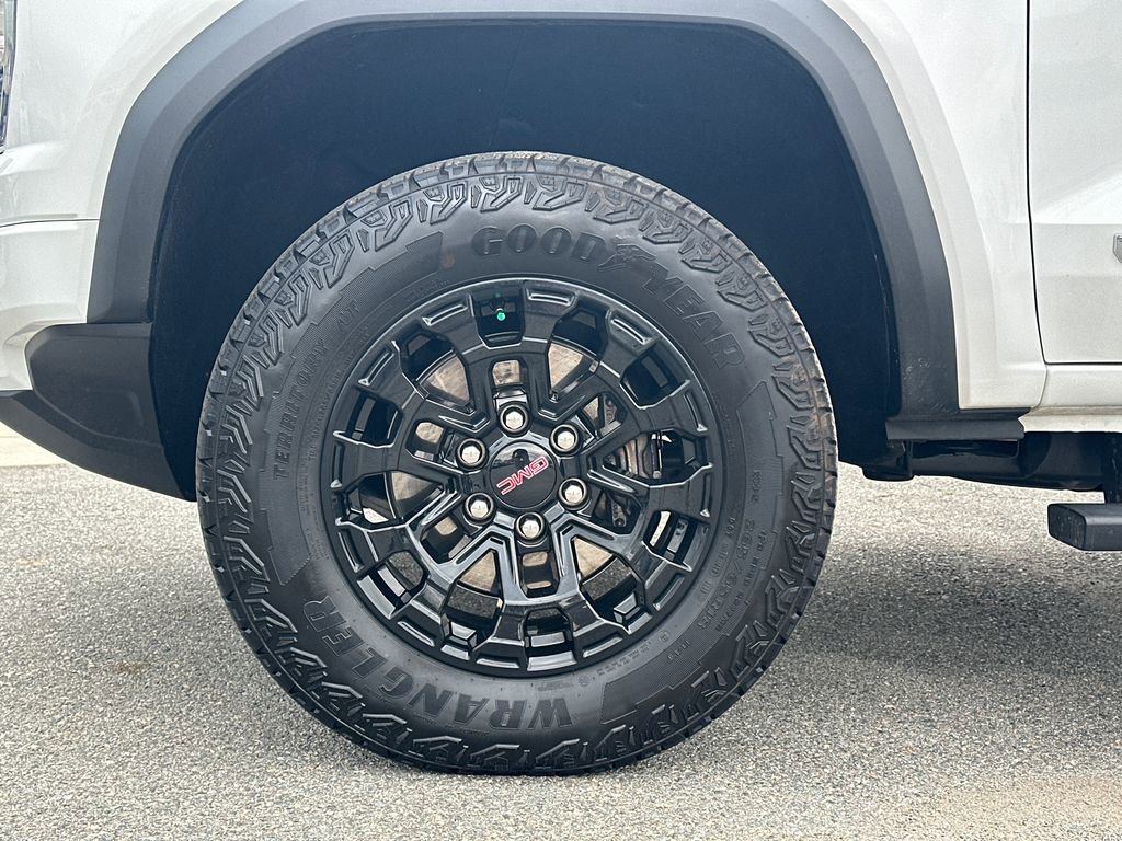 Certified 2026 GMC Canyon Elevation w/ Convenience Package RWD image 11